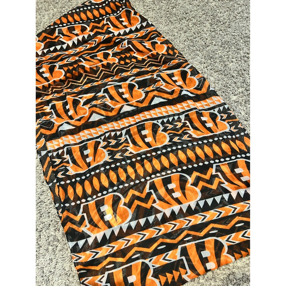 FOCO Cincinnati Bengals NFL Orange Black White Scarf‎ Infinity Loop